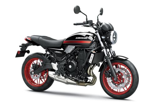 Kawasaki Z650RS Černá 2026