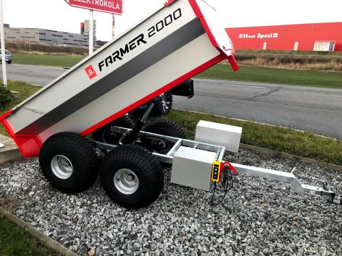 Hydraulicky sklápěný vozík za čtyřkolku s velkou korbou