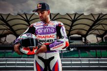 Přilba SUPERTECH R10 SOLID, ALPINESTARS (lesklý karbon/matný karbon) 2026 (22)