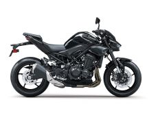 Kawasaki Z900 Černá 2026 (2)